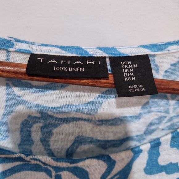 Tahari Womens 100% Linen Blue White Floral Asymmetrical Blouse Size Medium Beach - Picture 3 of 9